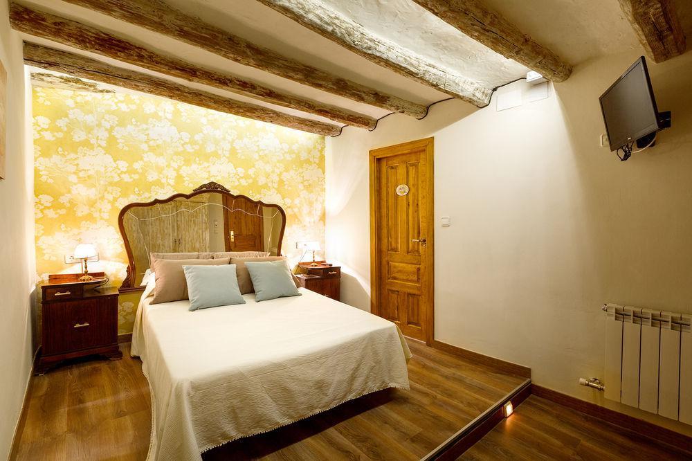 Hotel Villa San Jorge Azanuy Exterior photo